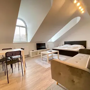 Apartment In Near Metro, Wien