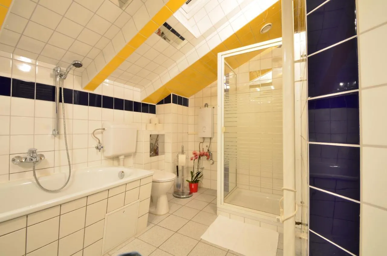 Ajo Apartments - Alte Donau Lake View Penthouse - Self-Check-In Vienna