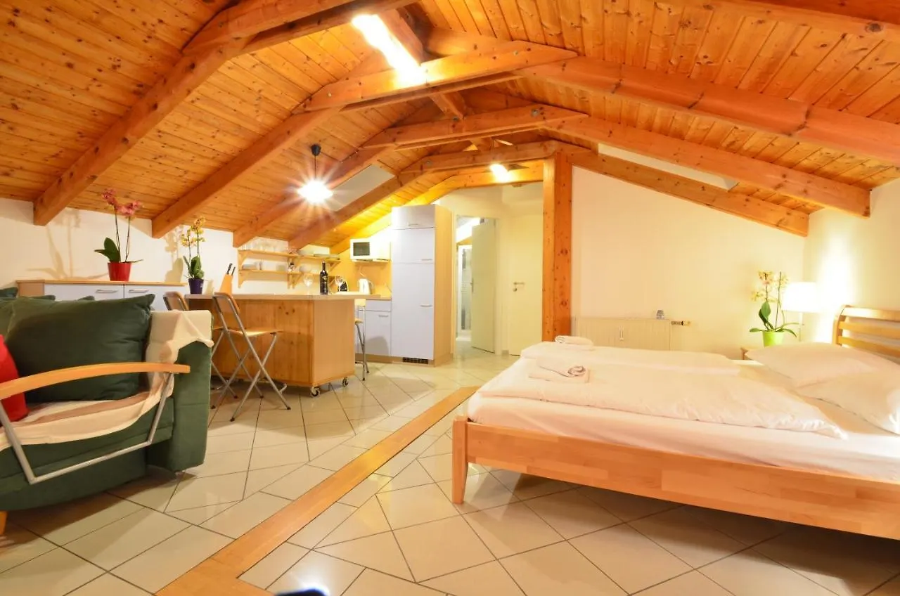 Ajo Vienna Lake View - Contactless Check-In Apartment
